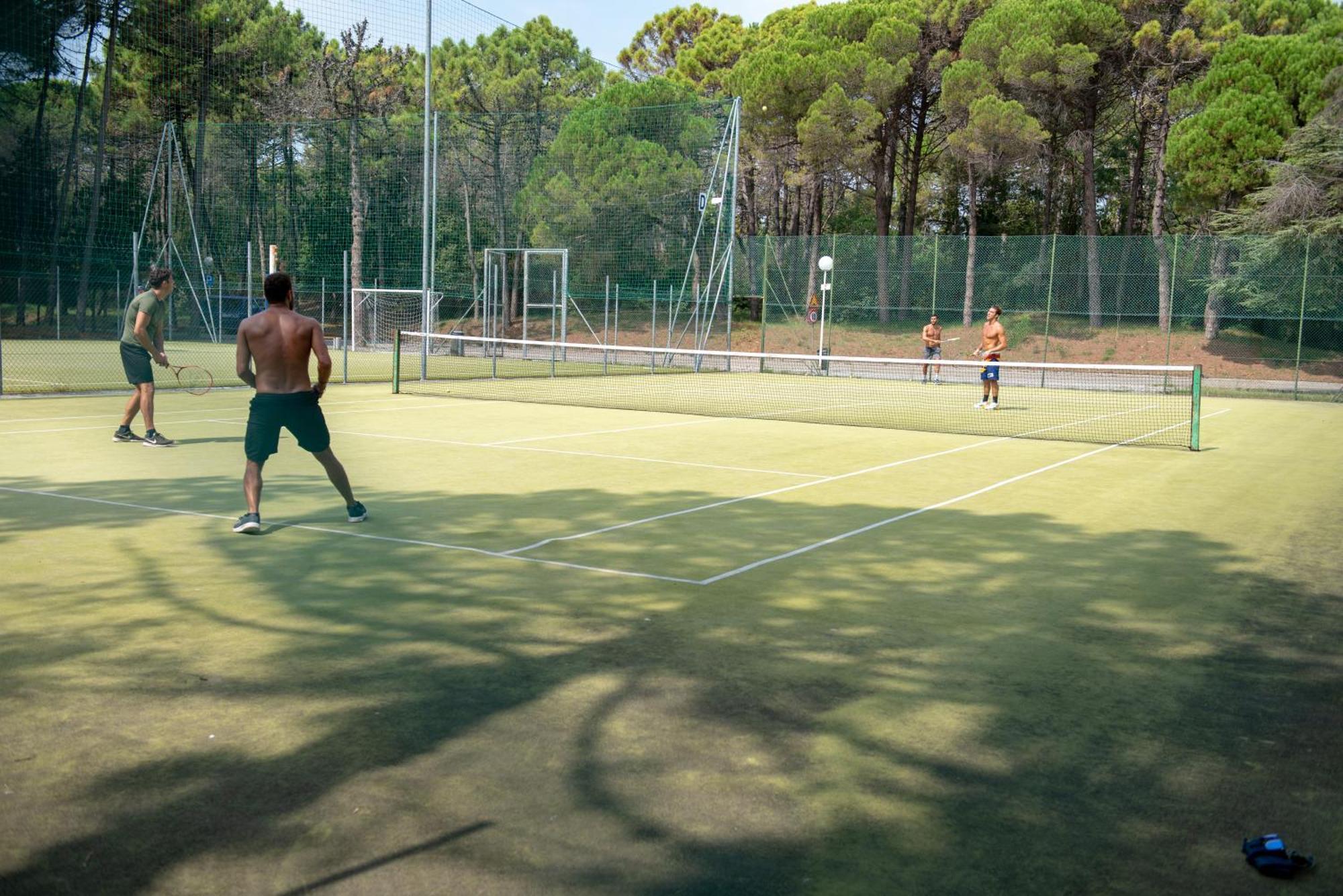 Bella Italia Sport Village Lignano Sabbiadoro Exterior photo